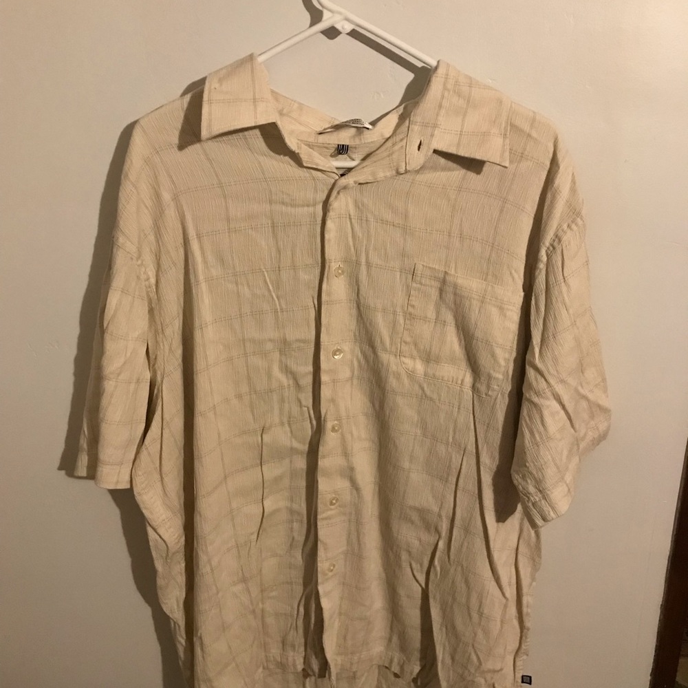 Men’s Geoffrey Beene shirt. Size XL